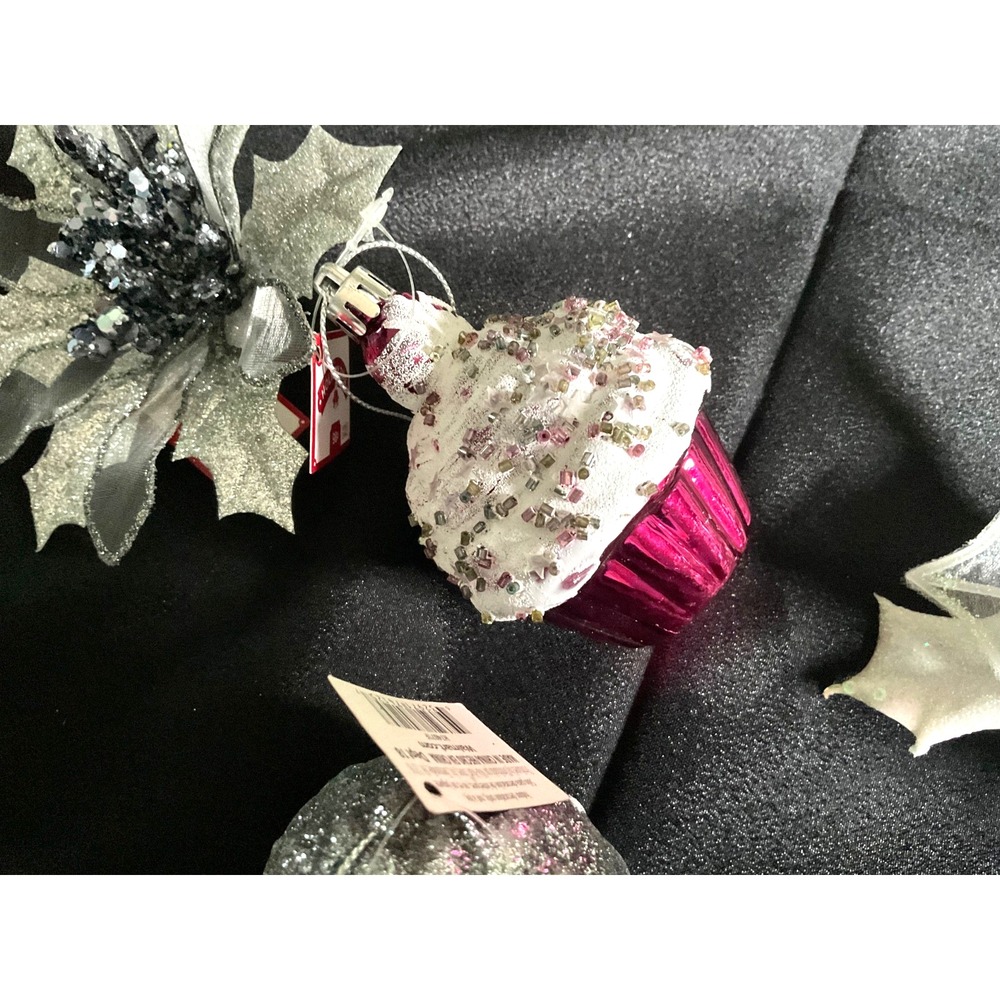 Lot4 Silver Glitter Ornaments Christmas Holiday Poinsettia, Holly, Hedgehog,cake - Picture 7 of 8
